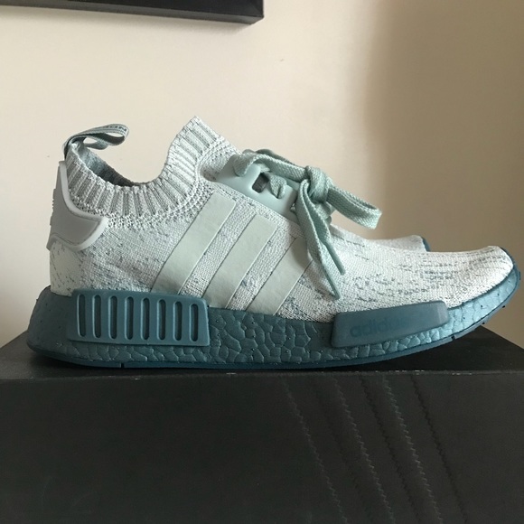 Women’s Adidas NMD_R1 blue - Picture 1 of 4